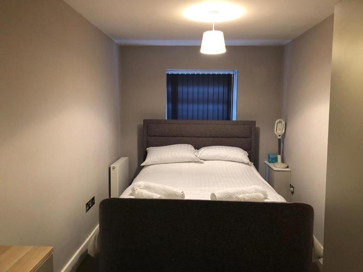 Charming 2-Bed Apartment In Christchurch Christchurch  Luaran gambar