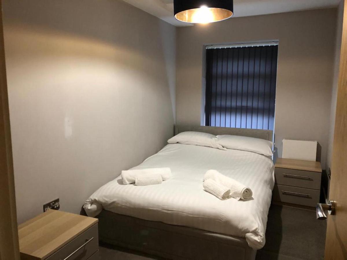 Charming 2-Bed Apartment In Christchurch Christchurch  Luaran gambar